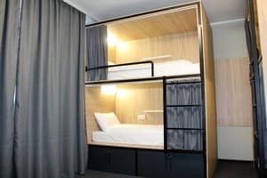 Хостел KIEV HOSTEL. Место в мужском 8-местном номере  1